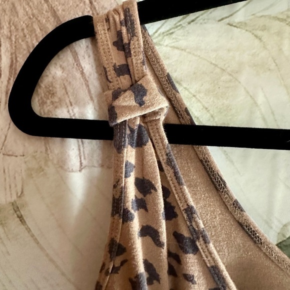 Abercrombie & Fitch Leopard Print Bodysuit - Picture 6 of 6